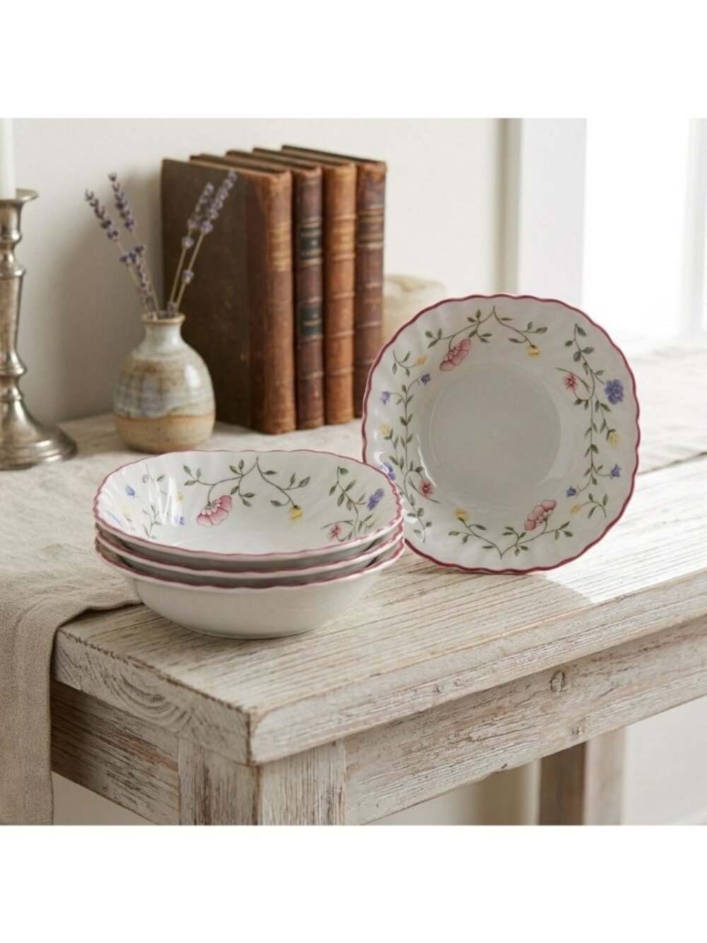 Set of 4 Johnson Brothers Summer Chintz Berry Dessert Bowls England 5.5"